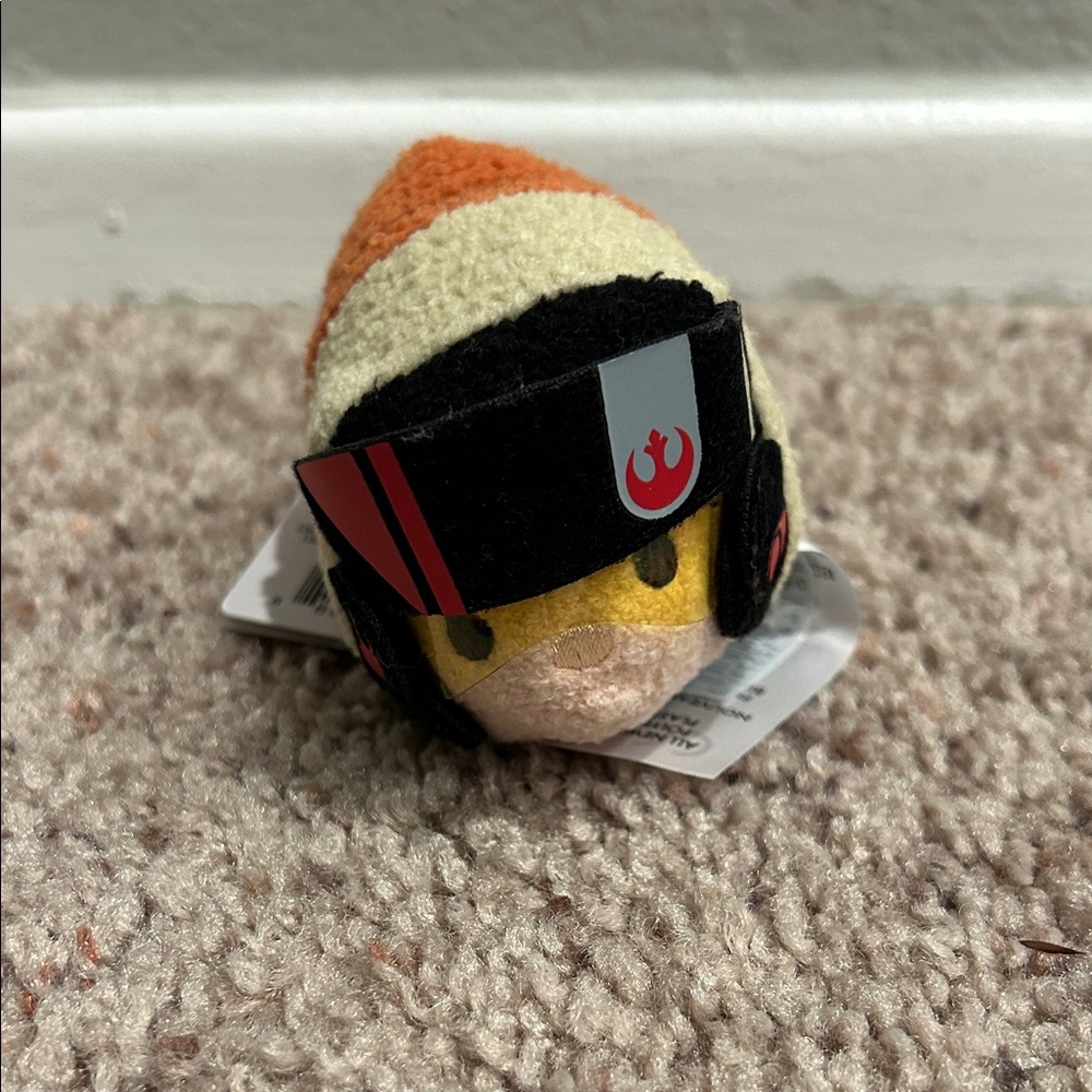 💛🧡Disney Tsum Tsum Poe Dameron